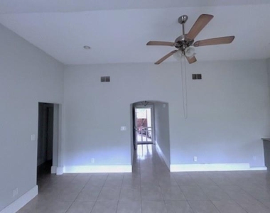 19310 Leafwood Lane - Photo Thumbnail 9