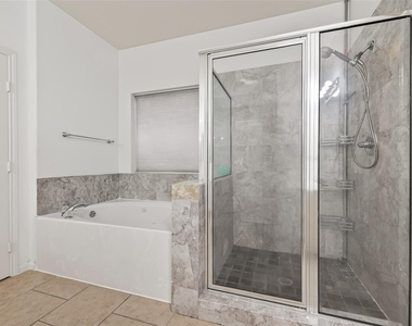 14914 W Bend Dr - Photo Thumbnail 19