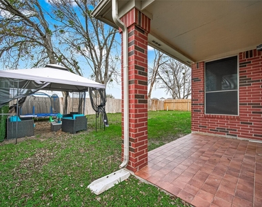 14914 W Bend Dr - Photo Thumbnail 40
