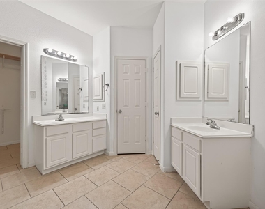 14914 W Bend Dr - Photo Thumbnail 18