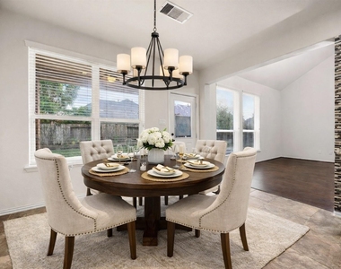 14914 W Bend Dr - Photo Thumbnail 14