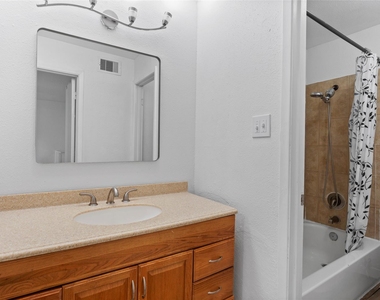 18800 Egret Bay Boulevard - Photo Thumbnail 18