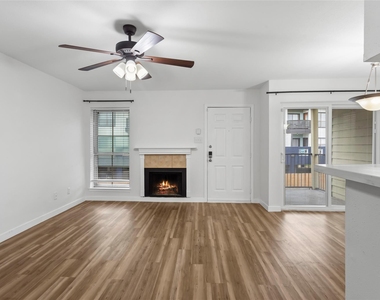 18800 Egret Bay Boulevard - Photo Thumbnail 6
