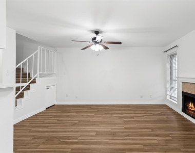 18800 Egret Bay Boulevard - Photo Thumbnail 5
