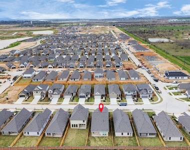 6414 Orchid Beach Drive - Photo Thumbnail 43