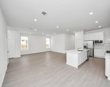 6414 Orchid Beach Drive - Photo Thumbnail 16