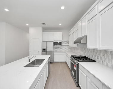 6414 Orchid Beach Drive - Photo Thumbnail 18