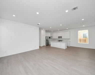 6414 Orchid Beach Drive - Photo Thumbnail 14