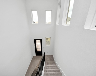 6414 Orchid Beach Drive - Photo Thumbnail 31