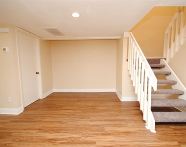 738 Country Place Drive Drive - Photo Thumbnail 19
