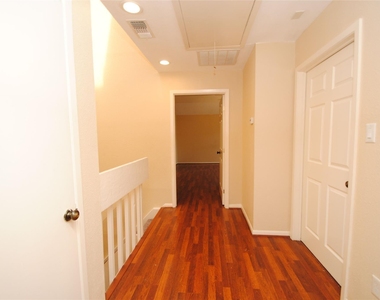 738 Country Place Drive Drive - Photo Thumbnail 26