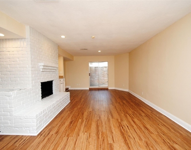 738 Country Place Drive Drive - Photo Thumbnail 14
