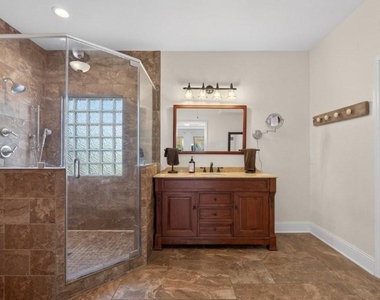 6610 Sprigg Street - Photo Thumbnail 23