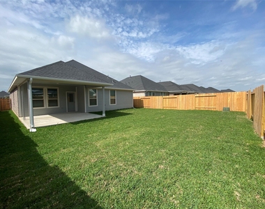 31302 Whitfield Court - Photo Thumbnail 24