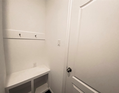 31302 Whitfield Court - Photo Thumbnail 22
