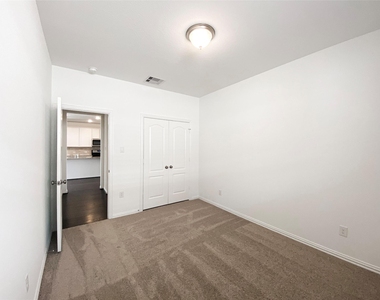 31302 Whitfield Court - Photo Thumbnail 19
