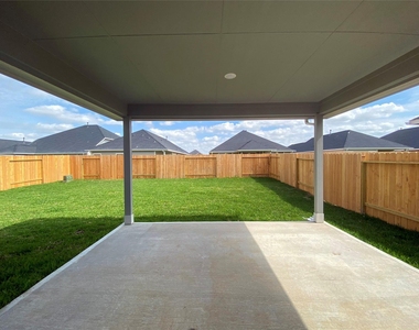 31302 Whitfield Court - Photo Thumbnail 23