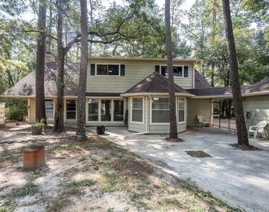 8330 Silver Shadows Lane - Photo Thumbnail 17
