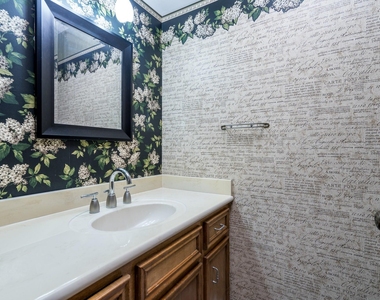 8330 Silver Shadows Lane - Photo Thumbnail 11