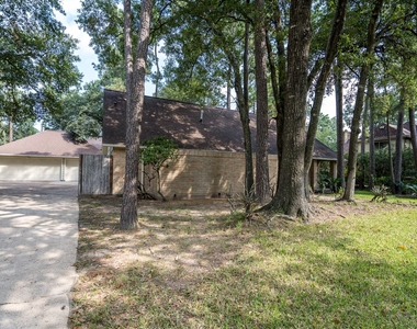 8330 Silver Shadows Lane - Photo Thumbnail 18