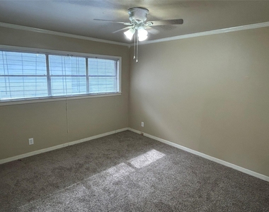 1411 Indiana Street - Photo Thumbnail 6