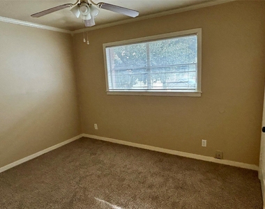 1411 Indiana Street - Photo Thumbnail 8