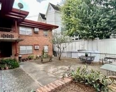 1411 Indiana Street - Photo Thumbnail 11