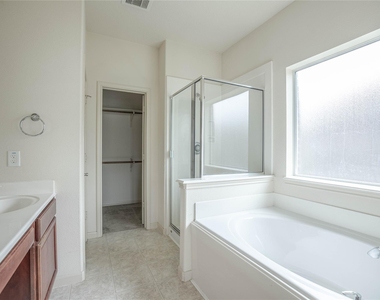 22714 Pantego Lane - Photo Thumbnail 13