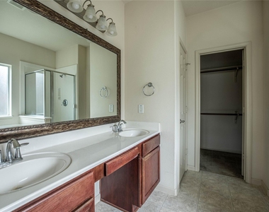 22714 Pantego Lane - Photo Thumbnail 12