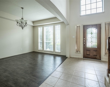 22714 Pantego Lane - Photo Thumbnail 3