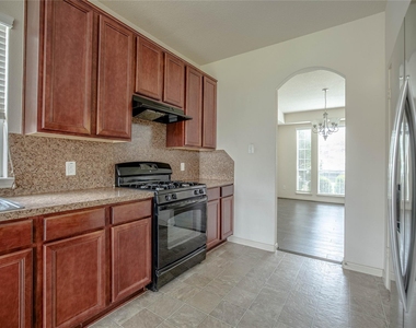 22714 Pantego Lane - Photo Thumbnail 9