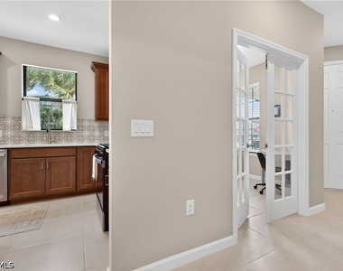 20548 Pebble Glen Drive - Photo Thumbnail 5