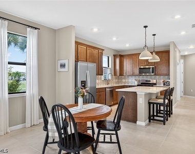 20548 Pebble Glen Drive - Photo Thumbnail 10