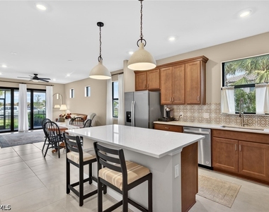 20548 Pebble Glen Drive - Photo Thumbnail 14