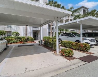 10390 Washingtonia Palm Way - Photo Thumbnail 19