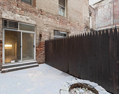 33 Gold Street - Photo Thumbnail 2