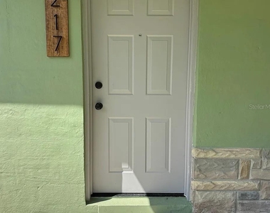 217 Oakland Avenue - Photo Thumbnail 1