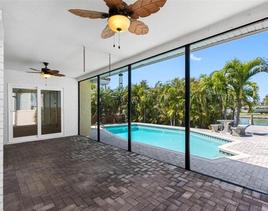 562 Johns Pass Avenue - Photo Thumbnail 36