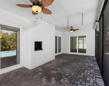 562 Johns Pass Avenue - Photo Thumbnail 34