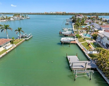 562 Johns Pass Avenue - Photo Thumbnail 39