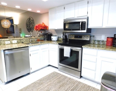 207 Woodlake Wynde - Photo Thumbnail 24