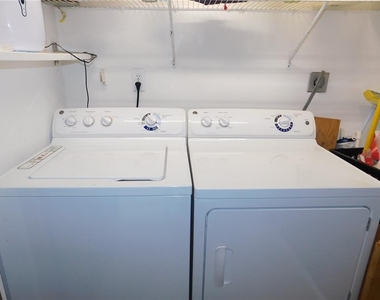 207 Woodlake Wynde - Photo Thumbnail 23