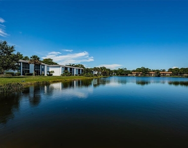 207 Woodlake Wynde - Photo Thumbnail 1
