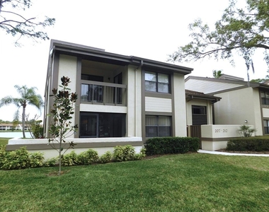 207 Woodlake Wynde - Photo Thumbnail 2