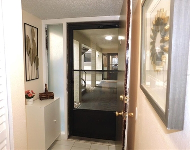 207 Woodlake Wynde - Photo Thumbnail 26