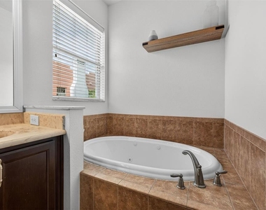 3204 W Marlin Avenue - Photo Thumbnail 23