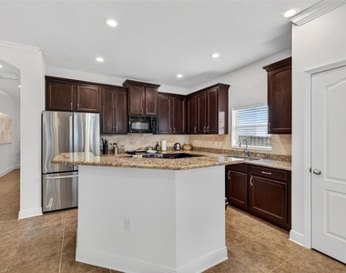 3204 W Marlin Avenue - Photo Thumbnail 10