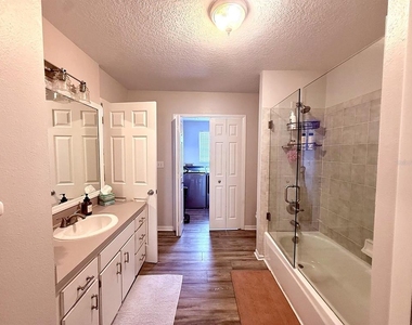 7218 N Highland Avenue - Photo Thumbnail 9