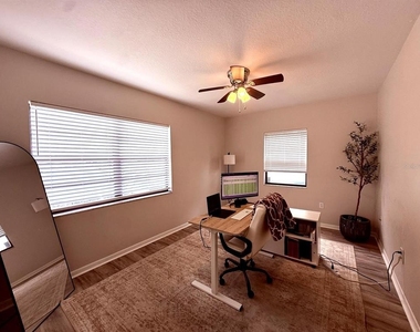 7218 N Highland Avenue - Photo Thumbnail 11