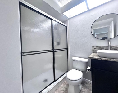 7828 Hardwick Drive - Photo Thumbnail 32